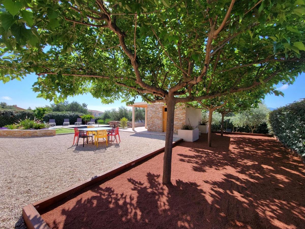 Villa Tropez Chambres D'Hotes Le Luc Exterior photo