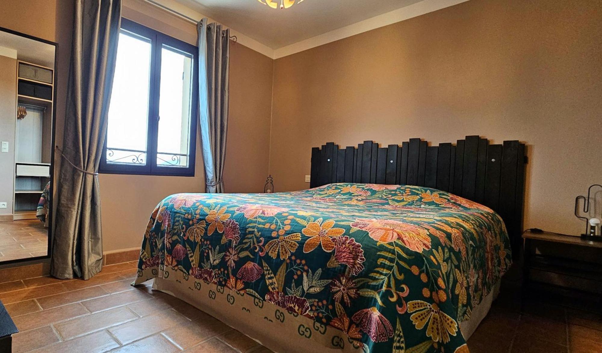Villa Tropez Chambres D'Hotes Le Luc Exterior photo